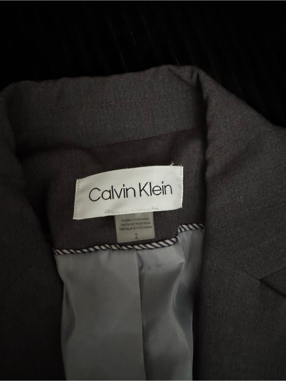 Calvin Klein fitted Two-Button Blazer - Picture 3 of 6